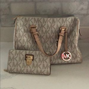 Michael Kors Grayson White Satchel & Wallet Combo